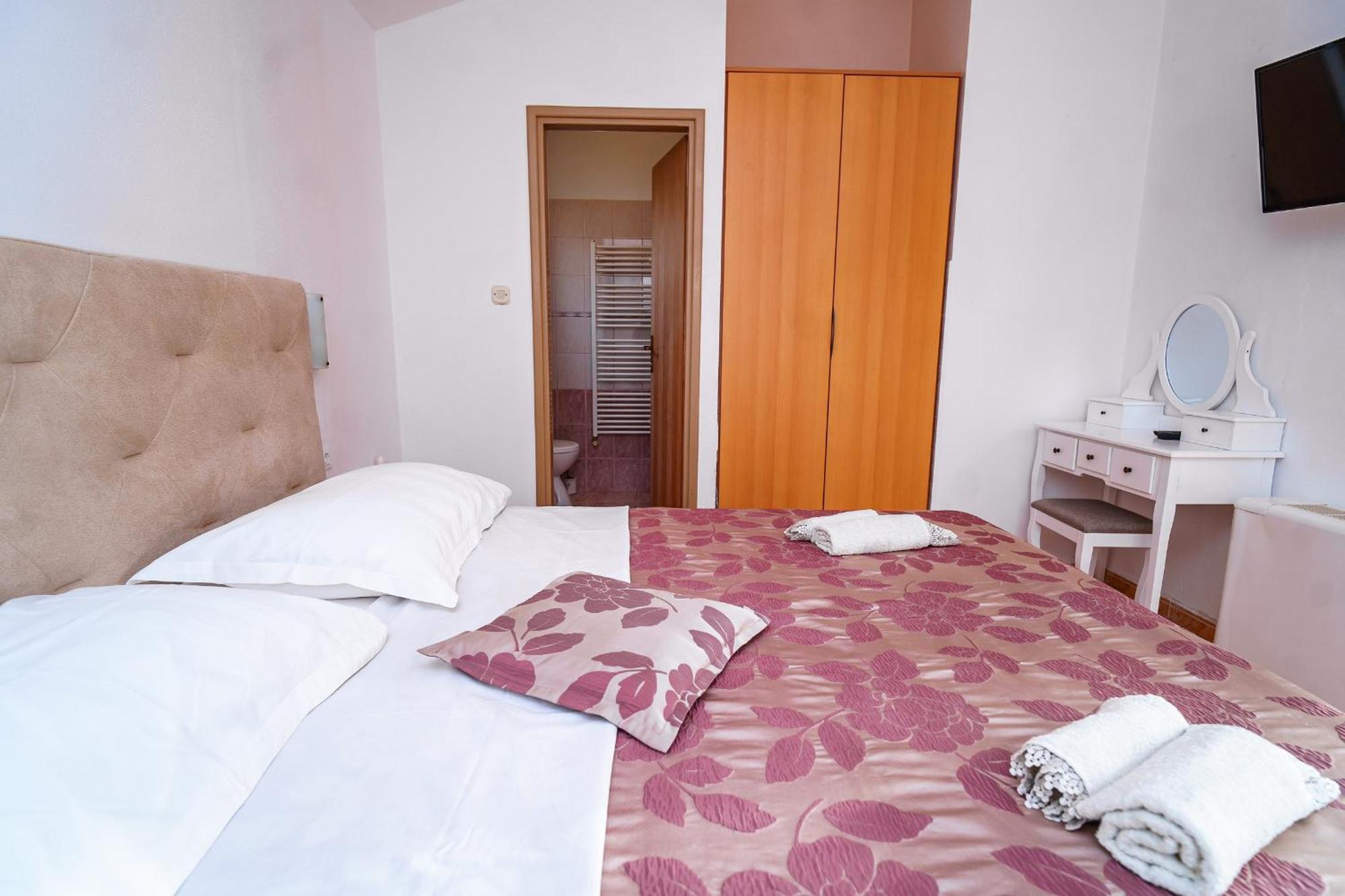 Apartments Horizont Рогозница Номер фото